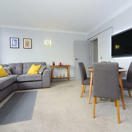 Beautiful Apartment Near Bournemouth, Poole & Sandbanks Exterior photo