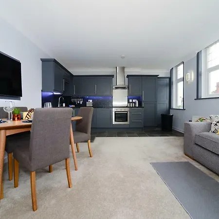 Beautiful Apartment Near Bournemouth, Poole & Sandbanks Exterior photo