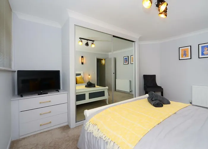 Beautiful Apartment Near Bournemouth, Poole & Sandbanks