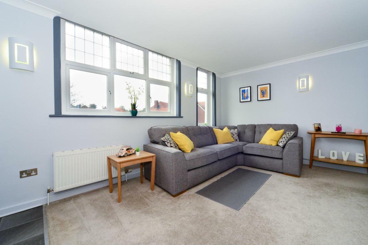 Beautiful Near Bournemouth, & Sandbanks Apartment *